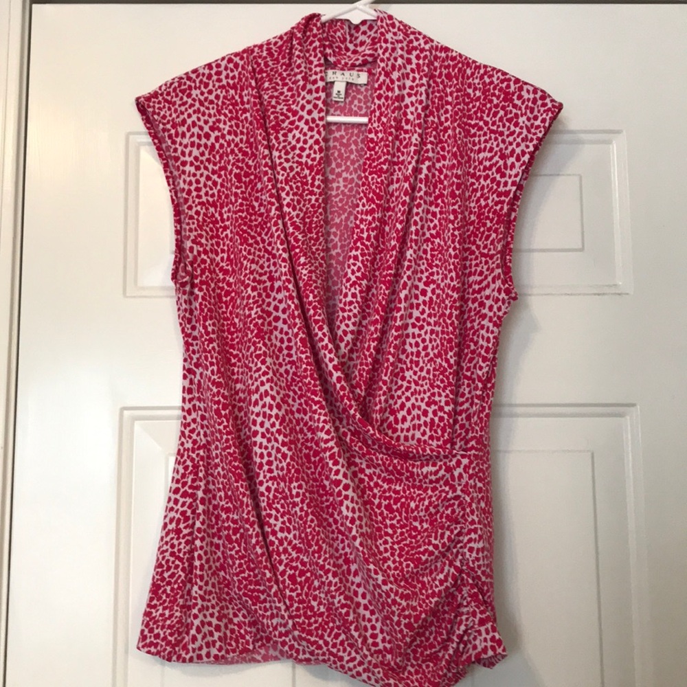 Professional Sleeveless Blouse